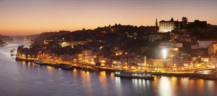 Framed Print : View over Douro River at sunset to Ribeira District, UNESCO World Heritage Site, Porto (Oporto) Framed Print : View over Douro River at sunset to Ribeira District, UNESCO World Heritage Site, Porto (Oporto)
