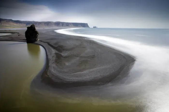 Framed Print : View from Dyrholaey towards the volcanic sand beach and rock stacks at Reynisdrangar Framed Print : View from Dyrholaey towards the volcanic sand beach and rock stacks at Reynisdrangar