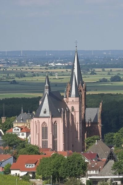 View east over the Rhine Valley, with St. Katherines Church in Oppenheim, Rhineland Palatinate, Germany, Europe