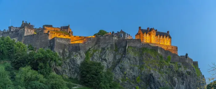 Framed Print : View of Edinburgh Castle from Princes Street at dusk, UNESCO World Heritage Site Framed Print : View of Edinburgh Castle from Princes Street at dusk, UNESCO World Heritage Site