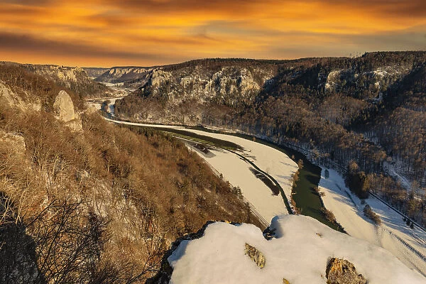 View from Eichfelsen Rock into Danube Gorge and Werenwag Castle at sunset