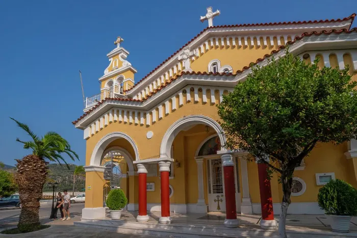 Framed Print : View of Ekklisia Panagia church in Argostoli, capital of Cephalonia, Argostolion, Kefalonia, Ionian Islands, Greek Islands, Greece, Europe Framed Print : View of Ekklisia Panagia church in Argostoli, capital of Cephalonia, Argostolion, Kefalonia, Ionian Islands, Greek Islands, Greece, Europe