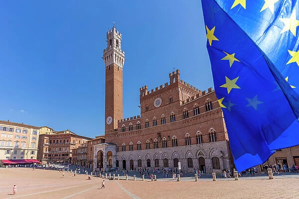 View of EU flags and Palazzo Pubblico in Piazza del Campo, UNESCO World Heritage Site, Siena, Tuscany, Italy, Europe
