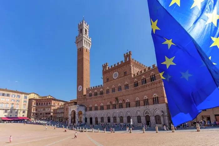 Framed Print : View of EU flags and Palazzo Pubblico in Piazza del Campo, UNESCO World Heritage Site, Siena, Tuscany, Italy, Europe Framed Print : View of EU flags and Palazzo Pubblico in Piazza del Campo, UNESCO World Heritage Site, Siena, Tuscany, Italy, Europe