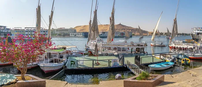 Framed Print : View of fellucas on the Nile river on a sunny day, Aswan, Nubia, Egypt, North Africa, Africa Framed Print : View of fellucas on the Nile river on a sunny day, Aswan, Nubia, Egypt, North Africa, Africa