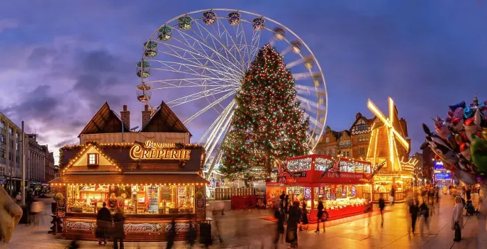 Framed Print : View of ferris wheel and Christmas Market on Old Market Square at dusk, Nottingham, Nottinghamshire, England, United Kingdom, Europe Framed Print : View of ferris wheel and Christmas Market on Old Market Square at dusk, Nottingham, Nottinghamshire, England, United Kingdom, Europe