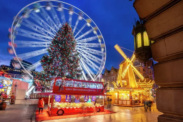 Framed Print : View of ferris wheel and Christmas Market on Old Market Square at dusk, Nottingham, Nottinghamshire, England, United Kingdom, Europe Framed Print : View of ferris wheel and Christmas Market on Old Market Square at dusk, Nottingham, Nottinghamshire, England, United Kingdom, Europe