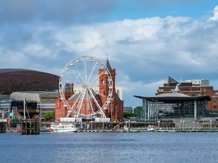 Framed Print : View towards Ferris Wheel and Pierhead Building, Cardiff Bay, Cardiff, Wales, United Kingdom, Europe Framed Print : View towards Ferris Wheel and Pierhead Building, Cardiff Bay, Cardiff, Wales, United Kingdom, Europe