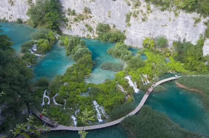 Framed Print : View over a footbridge in the lower Plitvice Lakes National Park, UNESCO World Heritage Site Framed Print : View over a footbridge in the lower Plitvice Lakes National Park, UNESCO World Heritage Site