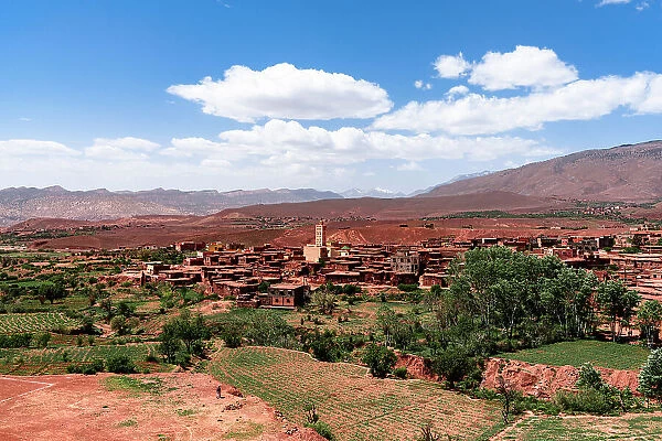 View of the fortified old village and surrounding mountains, Telouet Kasbah High Atlas, Morocco, North Africa, Africa