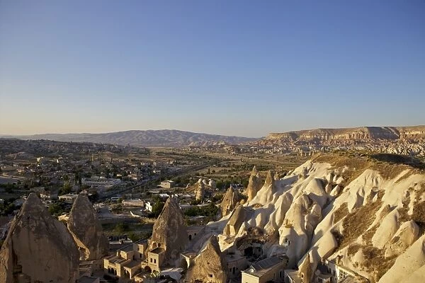 View over Goreme, Cappadocia, Anatolia, Turkey, Asia Minor, Eurasia