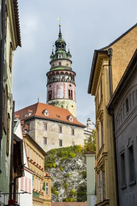Framed Print : View through the gothic house facades to the Krumlov castle, UNESCO World Heritage Site Framed Print : View through the gothic house facades to the Krumlov castle, UNESCO World Heritage Site