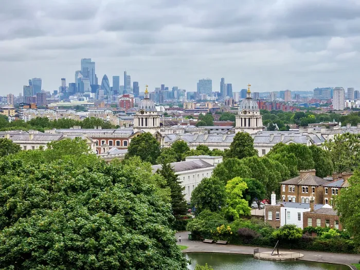 Framed Print : View over Greenwich Park towards Old Royal Naval College, UNESCO World Heritage Site, and Canary Wharf, Greenwich, London, England, United Kingdom, Europe Framed Print : View over Greenwich Park towards Old Royal Naval College, UNESCO World Heritage Site, and Canary Wharf, Greenwich, London, England, United Kingdom, Europe