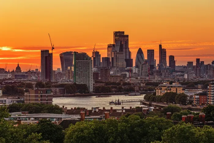 Framed Print : View from Greenwich Park on the skyline von London, England Framed Print : View from Greenwich Park on the skyline von London, England