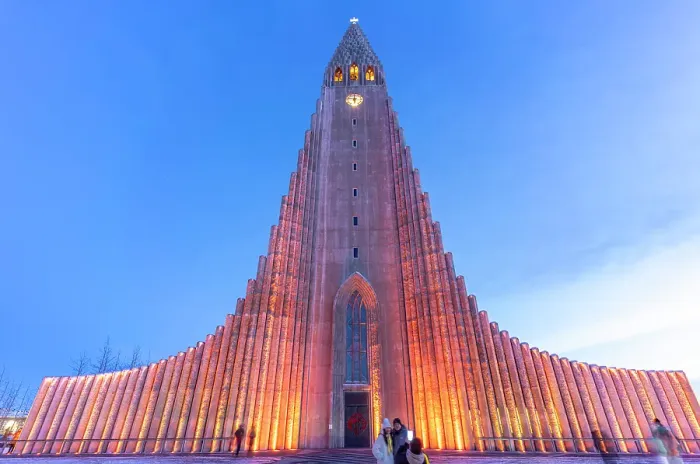 Framed Print : View of Hallgrimskirkja church illuminated at dusk in winter, Reykjavik, Iceland Framed Print : View of Hallgrimskirkja church illuminated at dusk in winter, Reykjavik, Iceland