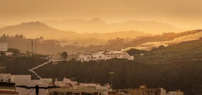 Framed Print : View of hillside houses and mountains at sunset near El Pagador, Las Palmas, Gran Canaria, Canary Islands, Spain, Atlantic, Europe Framed Print : View of hillside houses and mountains at sunset near El Pagador, Las Palmas, Gran Canaria, Canary Islands, Spain, Atlantic, Europe