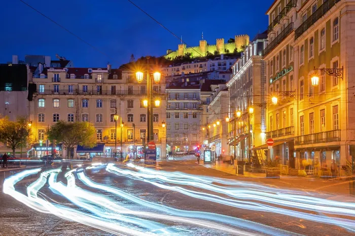 Framed Print : View of hilltop Castelo de Sao Jorge, (Lisbon Castle) illuminated at dusk, Lisbon, Portugal, Europe Framed Print : View of hilltop Castelo de Sao Jorge, (Lisbon Castle) illuminated at dusk, Lisbon, Portugal, Europe