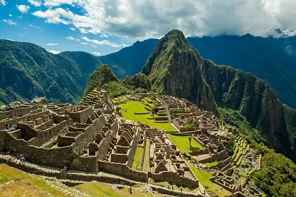 View of Huayna Picchu and Machu Picchu Ruins, UNESCO World Heritage Site, Peru, South