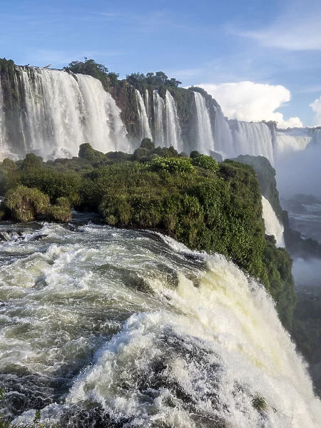 View of Iguacu Falls (Cataratas do Iguacu), UNESCO World Heritage Site