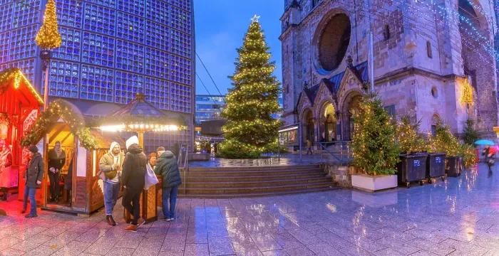 Framed Print : View of Kaiser Wilhelm Memorial Church and market stalls at Christmas, Breitscheidplatz, Berlin, Germany Framed Print : View of Kaiser Wilhelm Memorial Church and market stalls at Christmas, Breitscheidplatz, Berlin, Germany