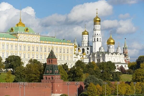 View of the Kremlin on the banks of the Moscow River, UNESCO World Heritage Site