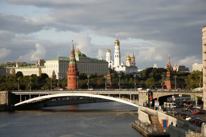 Framed Print : View over the Kremlin and the Moskva river, Moscow, Russia, Europe Framed Print : View over the Kremlin and the Moskva river, Moscow, Russia, Europe