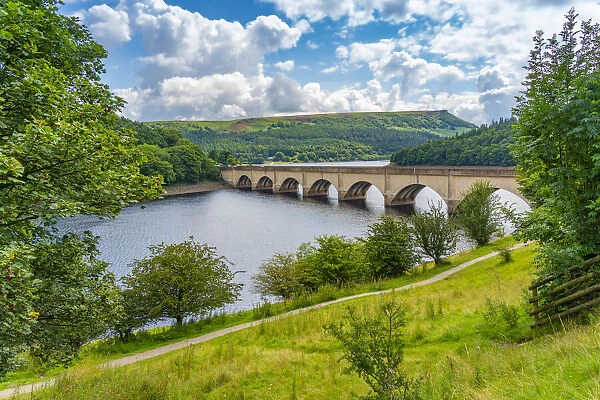 View of Ladybower Reservoir and Baslow Edge in the distance, Peak District, Derbyshire