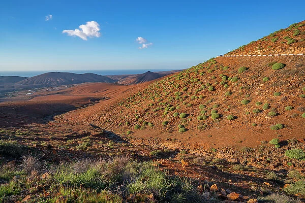 View of landscape from near Mirador de Las Penitas view point, Betancuria, Fuerteventura, Canary Islands, Spain, Atlantic, Europe