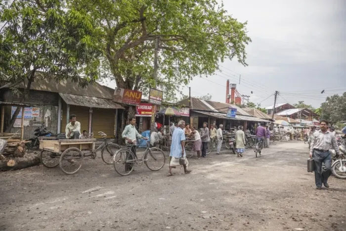 Framed Print : View of the main street of the commercial city of Bagdogra, West Bengal. India, Asia