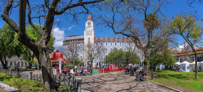 Framed Print : View of market stalls in Jardim Dom Luis Gardens on a sunny day, Lisbon, Portugal, Europe