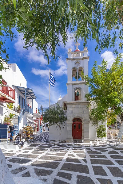 View of Metropolitan Church in cobbled street, Mykonos Town, Mykonos, Cyclades Islands