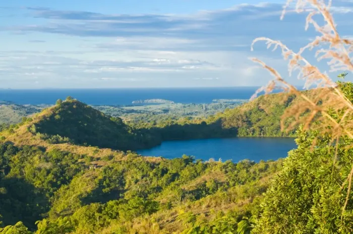 Framed Print : View from Mont Passot above the crater lake Lac Amparihibe and the Indian Ocean Framed Print : View from Mont Passot above the crater lake Lac Amparihibe and the Indian Ocean