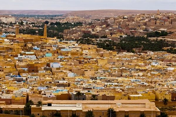 View over the Mozabite village of Beni Isguen, M Zab, UNESCO World Heritage Site