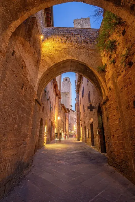 Framed Print : View of narrow street in San Gimignano at dusk, San Gimignano, UNESCO World Heritage Site, Province of Siena, Tuscany, Italy, Europe Framed Print : View of narrow street in San Gimignano at dusk, San Gimignano, UNESCO World Heritage Site, Province of Siena, Tuscany, Italy, Europe