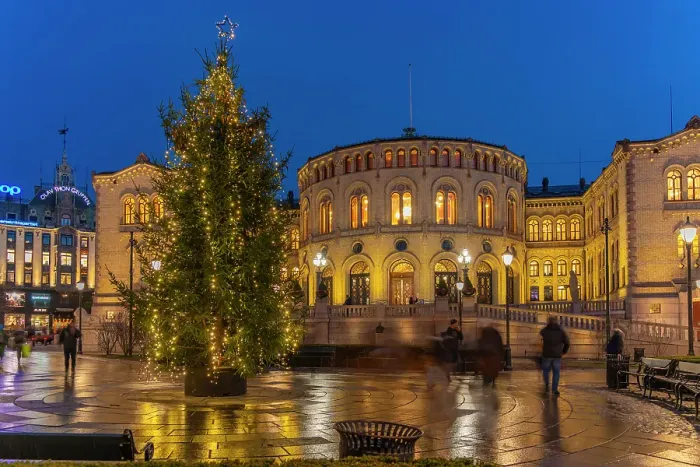 Framed Print : View of Norwegian Parliament during Christmas at dusk, Oslo, Norway, Scandinavia Framed Print : View of Norwegian Parliament during Christmas at dusk, Oslo, Norway, Scandinavia