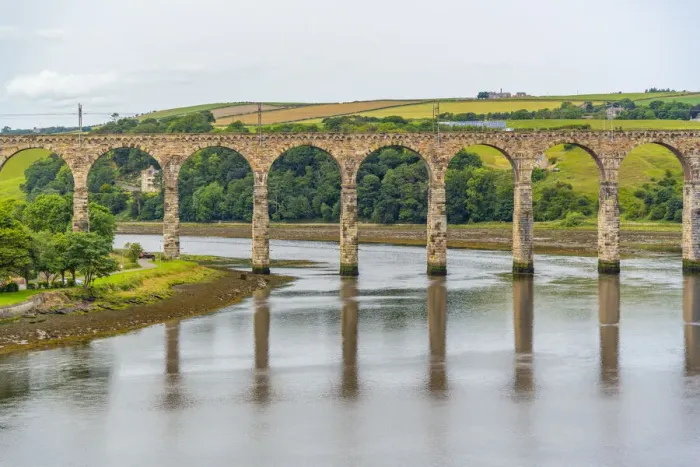 Framed Print : View of Old Border Bridge over the River Tweed, Berwick-upon-Tweed, Northumberland Framed Print : View of Old Border Bridge over the River Tweed, Berwick-upon-Tweed, Northumberland