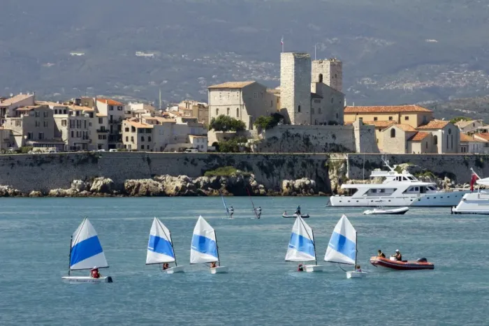 Framed Print : View of old town and bay, Antibes, Provence-Alpes-Cote d Azur, French Riviera, Provence, France, Mediterranean, Europe Framed Print : View of old town and bay, Antibes, Provence-Alpes-Cote d Azur, French Riviera, Provence, France, Mediterranean, Europe