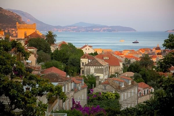 View over Old Town at sunset, Dubrovnik, Dalmatia, Croatia, Europe