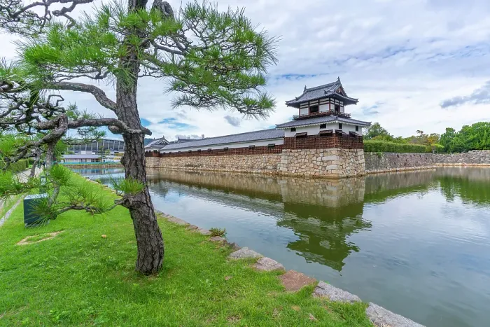 Framed Print : View of Omotegomon (Main Gate) and moat, entrance to Hiroshima Castle, Motomachi, Naka Ward, Hiroshima, Honshu, Japan Framed Print : View of Omotegomon (Main Gate) and moat, entrance to Hiroshima Castle, Motomachi, Naka Ward, Hiroshima, Honshu, Japan