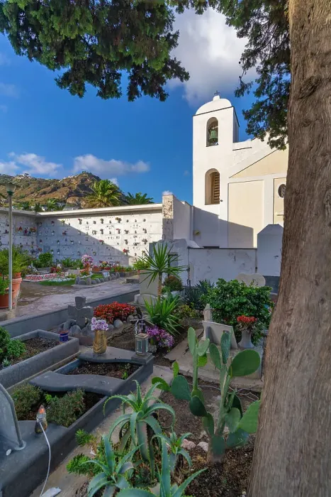 Framed Print : View of Parrocchia di San Michele Arcangelo church in Sant'Angelo, Sant'Angelo, Island of Ischia, Campania, Italy, Europe Framed Print : View of Parrocchia di San Michele Arcangelo church in Sant'Angelo, Sant'Angelo, Island of Ischia, Campania, Italy, Europe