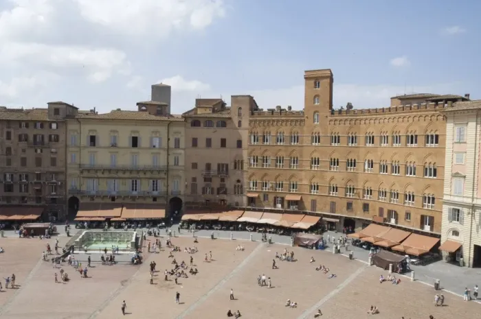 Framed Print : View of the Piazza del Campo