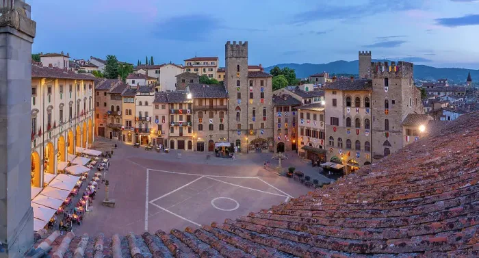 Framed Print : View of Piazza Grande from Palazzo della Fraternita dei Laici at dusk, Arezzo, Province of Arezzo, Tuscany, Italy, Europe Framed Print : View of Piazza Grande from Palazzo della Fraternita dei Laici at dusk, Arezzo, Province of Arezzo, Tuscany, Italy, Europe