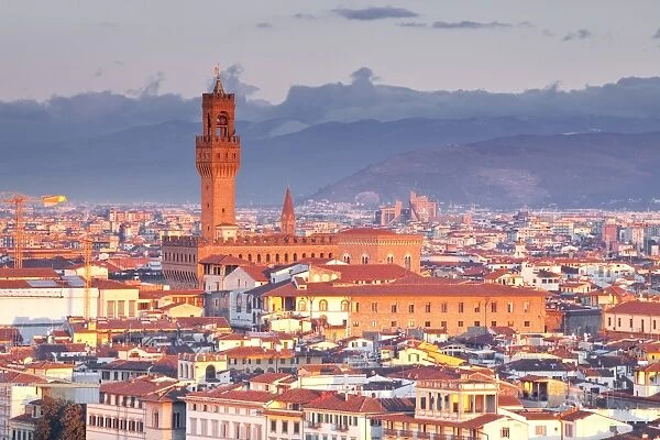 The view from Piazzale Michelangelo over to the historic city of Florence, UNESCO World Heritage Site, Florence, Tuscany, Italy, Europe