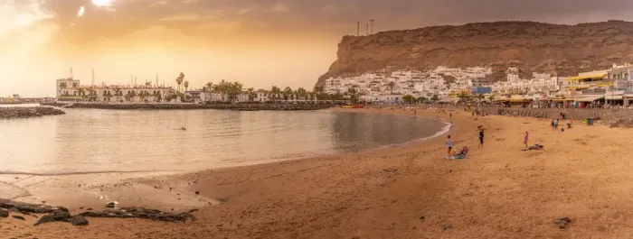 Framed Print : View of Puerto de Mogan beach and town at golden hour, Playa de Puerto Rico, Gran Canaria, Canary Islands, Spain, Atlantic, Europe