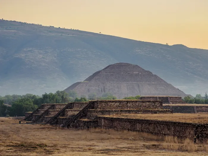 Framed Print : View towards the Pyramid of the Sun at dawn, Teotihuacan, Mexico State, Mexico Framed Print : View towards the Pyramid of the Sun at dawn, Teotihuacan, Mexico State, Mexico