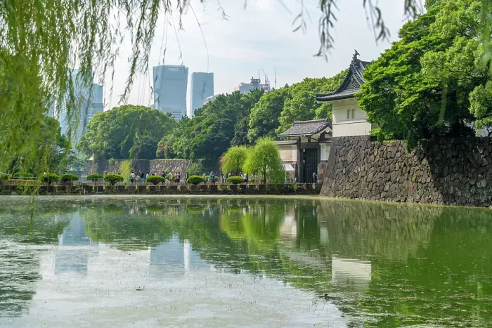 Framed Print : View of reflections in Ote-bori Moat, The East Gardens of the Imperial Palace, Chiyoda, Tokyo, Honshu, Japan Framed Print : View of reflections in Ote-bori Moat, The East Gardens of the Imperial Palace, Chiyoda, Tokyo, Honshu, Japan