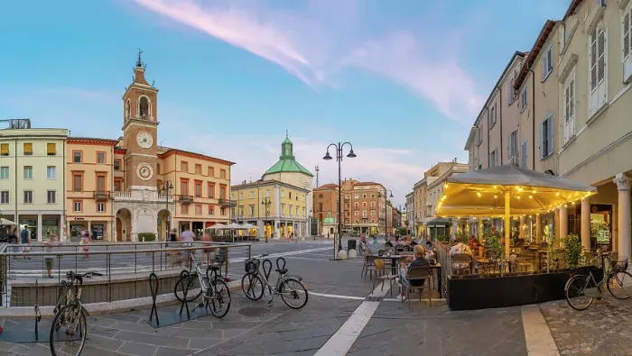 Framed Print : View of restaurant and buildings in Piazza Tre Martiri, Rimini, Emilia-Romagna, Italy, Europe Framed Print : View of restaurant and buildings in Piazza Tre Martiri, Rimini, Emilia-Romagna, Italy, Europe