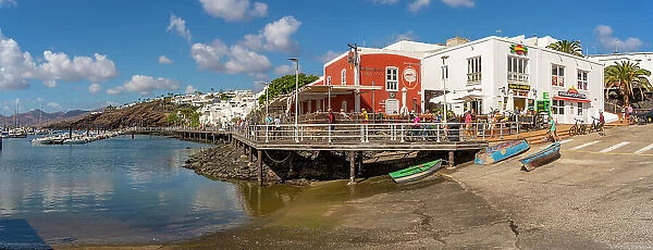 View of restaurant overlooking harbour, Puerto del Carmen, Lanzarote, Las Palmas, Canary Islands, Spain, Atlantic, Europe
