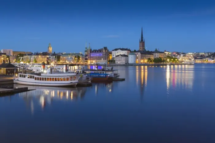 Framed Print : View of Riddarholmen and Sodermalm at dusk from near Town Hall, Stockholm, Sweden Framed Print : View of Riddarholmen and Sodermalm at dusk from near Town Hall, Stockholm, Sweden