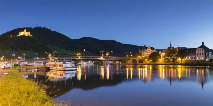 Framed Print : View of River Moselle and Bernkastel-Kues at dusk, Rhineland-Palatinate, Germany, Europe Framed Print : View of River Moselle and Bernkastel-Kues at dusk, Rhineland-Palatinate, Germany, Europe